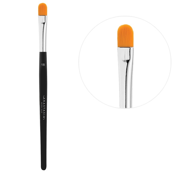 🖌Anastasia Beverly Hills Brush 18🖌